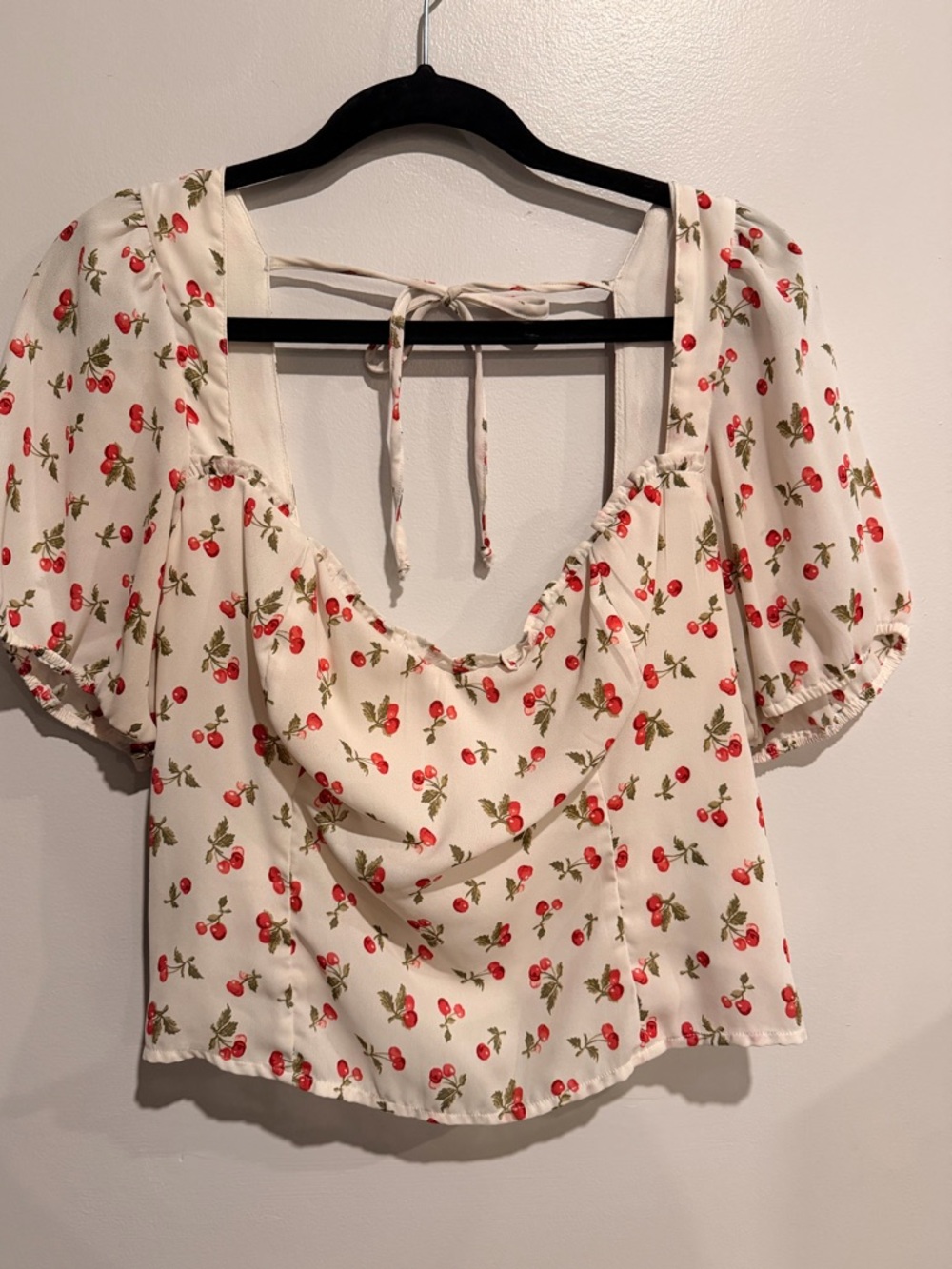Abercrombie & Fitch Cherry Print Puff Sleeve Top Size L Cottagecore